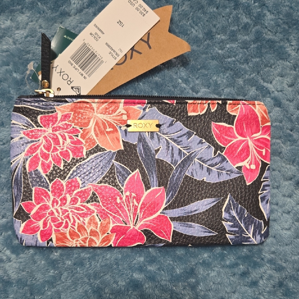Roxy Black and Pink Clutch Wristlet